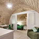 Guesthost - La Pergola In The Heart Of شقة باري