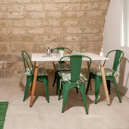 Guesthost - La Pergola In The Heart Of *