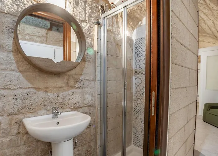 Guesthost - La Pergola In The Heart Of * Bari